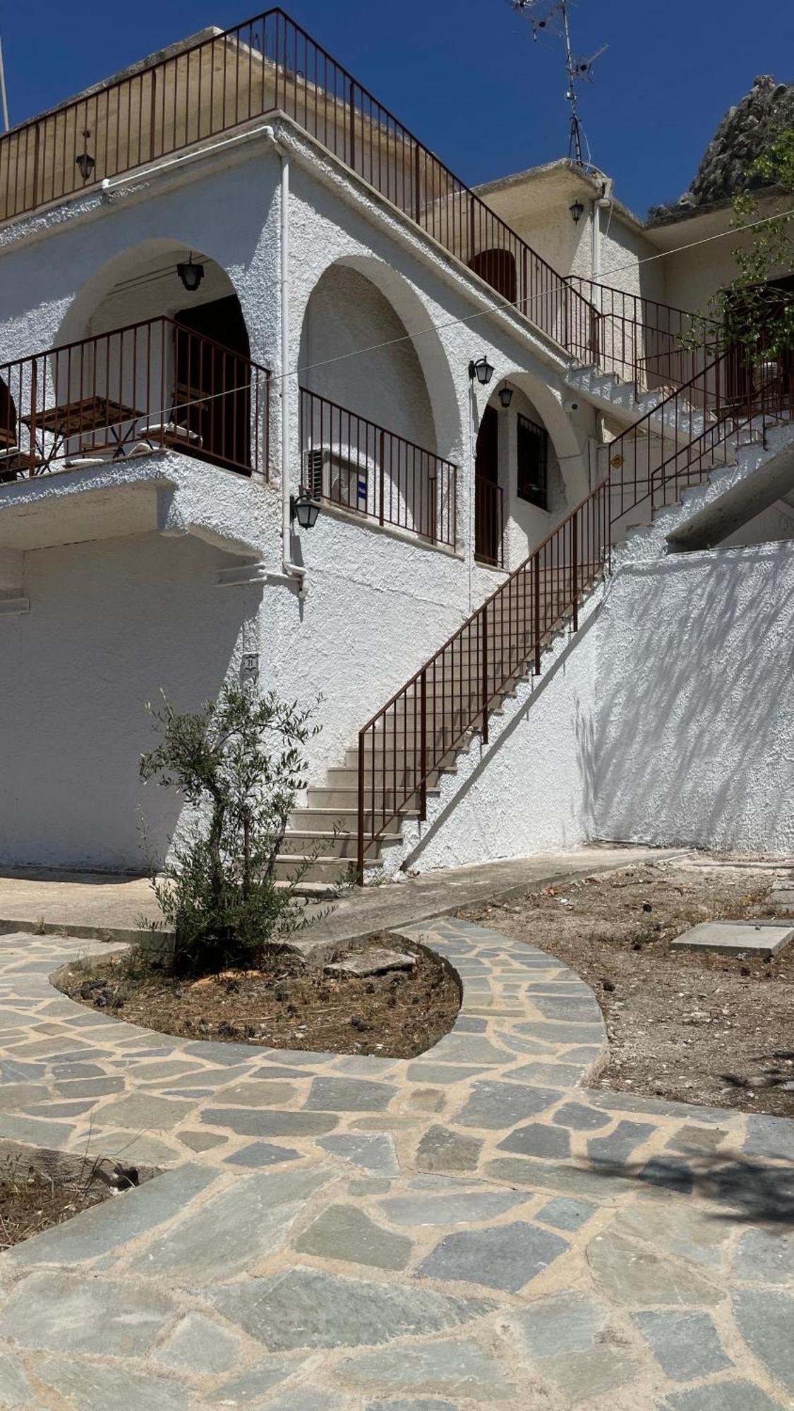 Zenso Studios Tolo Bagian luar foto